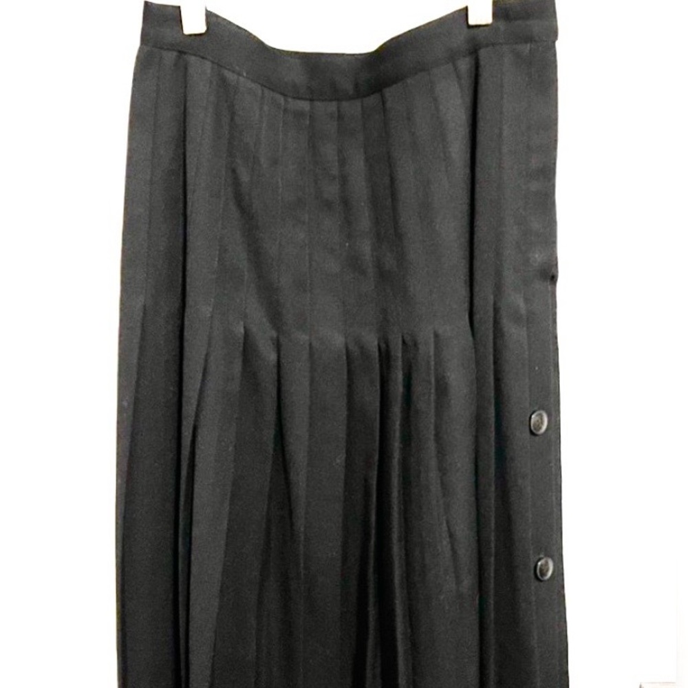 Black Louben wool stitch down pleated skirt size 10